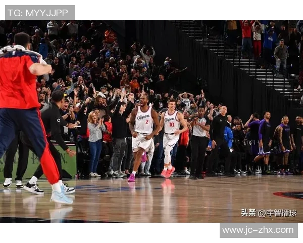 快船与勇士季后赛对决回顾精彩瞬间与关键时刻分析