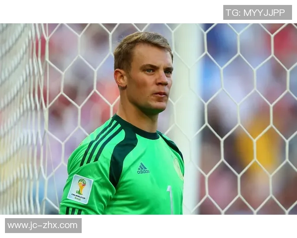 迈尼昂的崛起与挑战：从青涩小将到世界顶级门将的奋斗历程